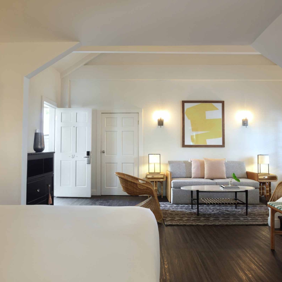 1 King and 1 Queen Loft Suite