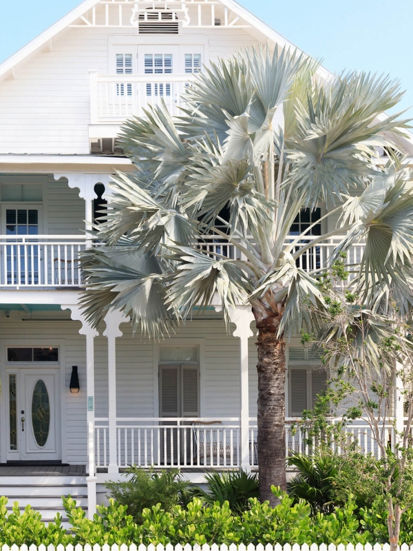 Winslow's bungalow white building