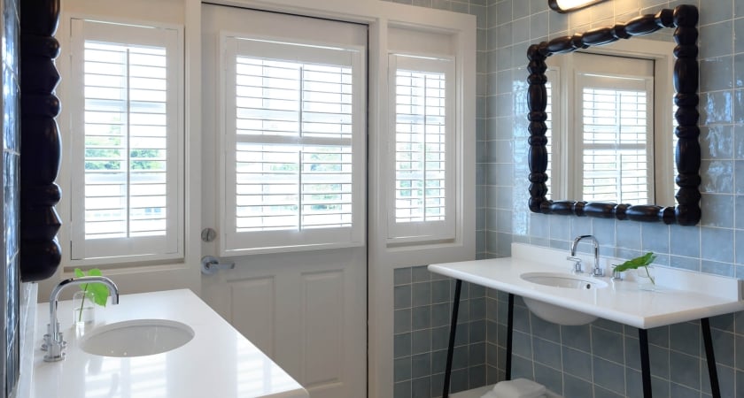 Winslow Suite Restroom