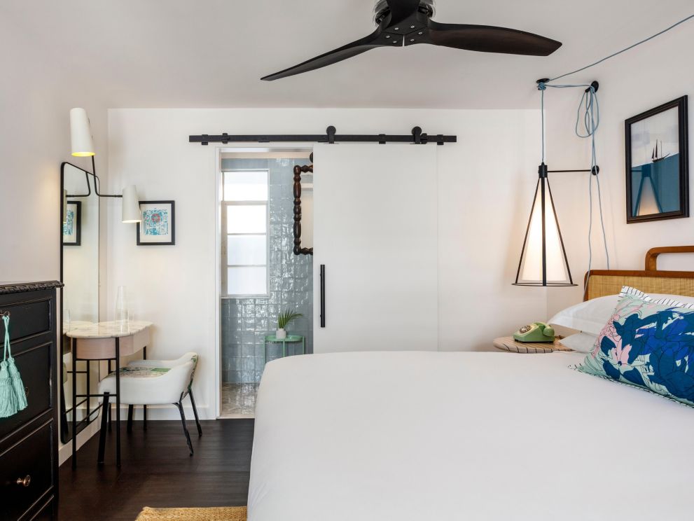 1 King bedroom